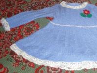 Схема платья для девочки и описание вязания спицами