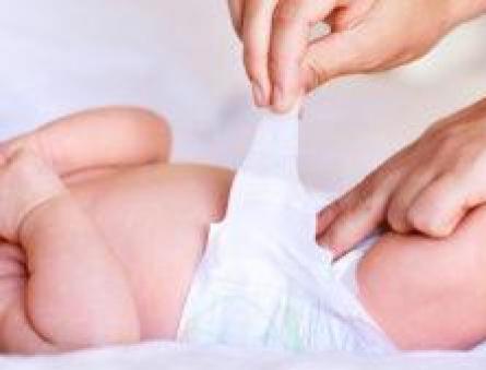 Prečo môže pupok novorodenca krvácať? Čo by mali rodičia robiť?